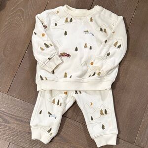 EUC Little Me Sweatshirt and Sweatpants Set 6M